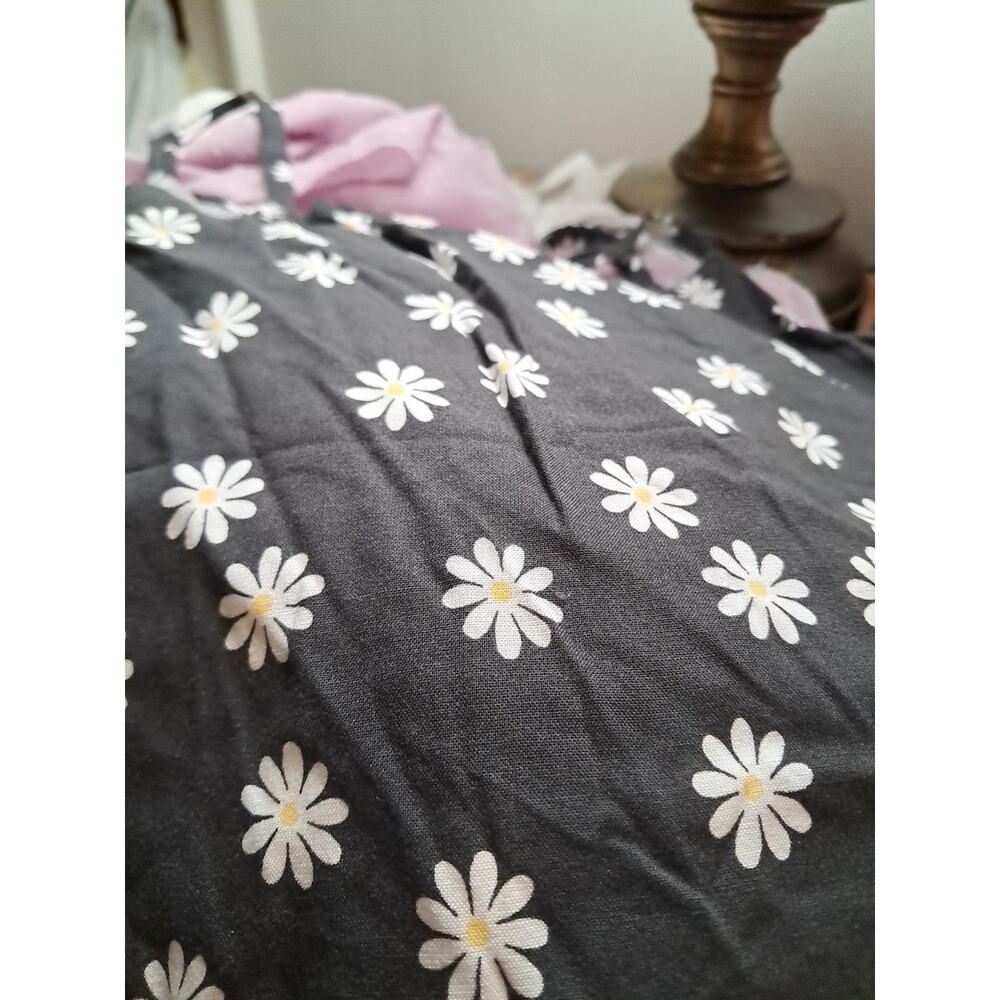 7 Piece Bundle For Girls Size 8/ 2 Dresses 1 Shorts 2 Tops 1 Leggings